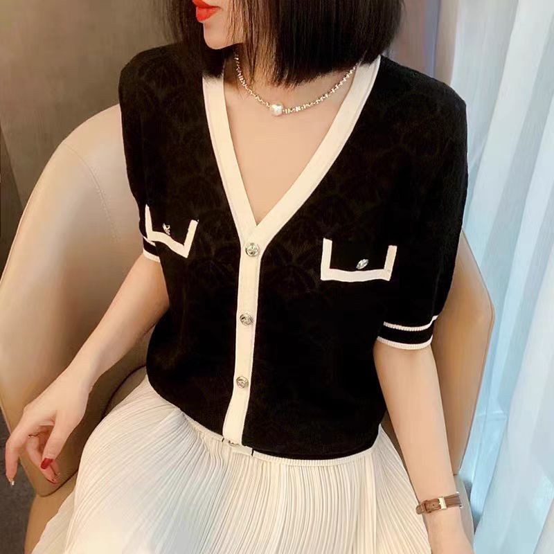 Áo len dệt kim jacquard cổ chữ V tay ngắn, phong cách tiểu thơ, khóa kim loại — Màu đen chi tiết 7