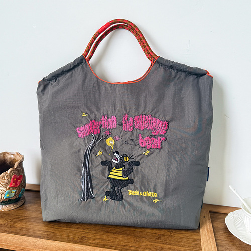 New Japanese-style ball chain embroidery versatile shopping bag, niche cross-stitch embroidery nylon tote bag, eco-friendly bag