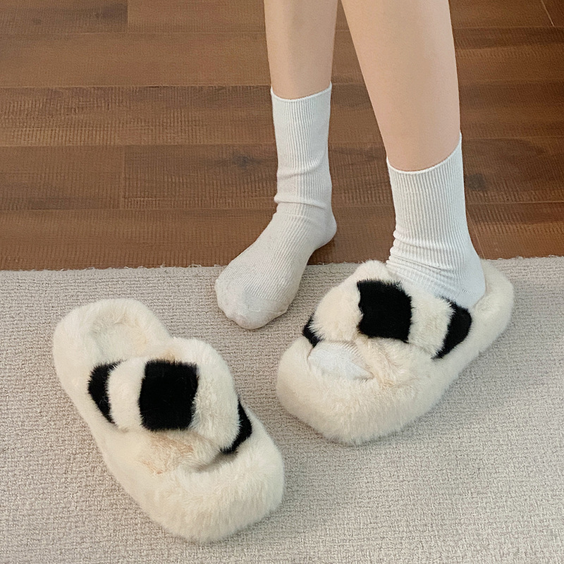 White Internet Celebrity High-end Chanel Style Thick-soled Furry Slippers For Women To Wear In Summer Style Super Hot Non-slip Cotton Slippers