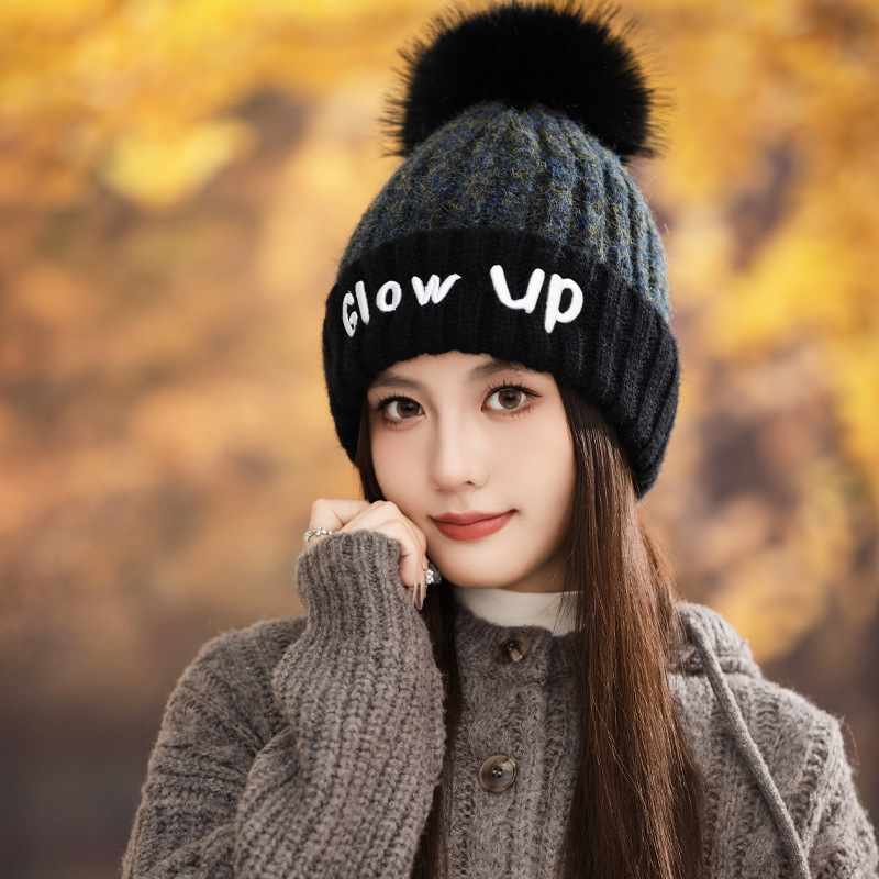 Gorro de lana de punto con bordado de letras inglesas, versátil, bonito y cálido, ideal para otoño e invierno. Con pompón. Estilo coreano._voghion.com