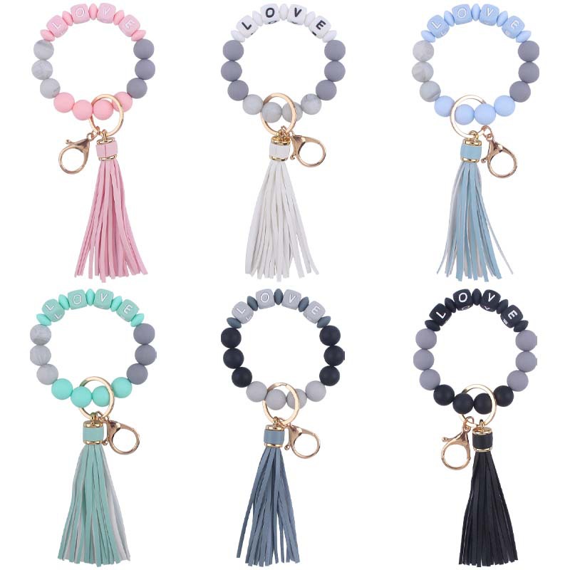 Nuevo cuero pu borla colgante llavero creativo DIY nombre cuentas de silicona con cuentas contraste color colgante llavero