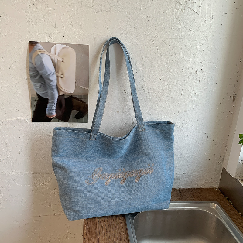Bolsas de jeans de gran capacidad para mujeres 2026 verano nuevo estilo coreano bolsas de compras de moda viaje ocio bolsas de hombro