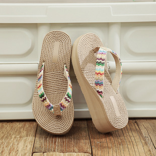 Summer New Imitation Straw Wedge Flip Flops Women PP Grass Beach Leisure Thick Bottom Outer Wear Sandals and Slippers Factory Direct Supply