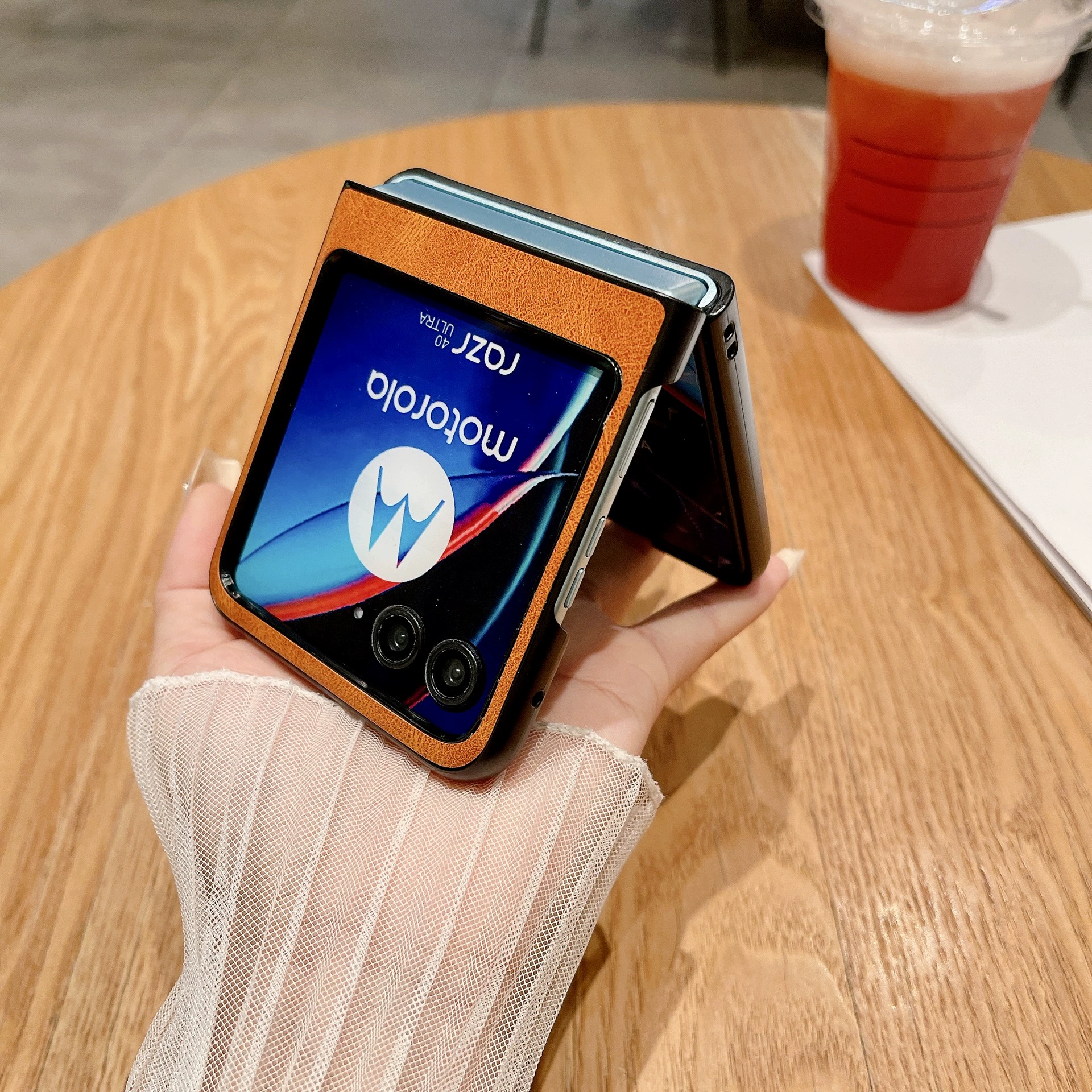 Чехол для мобильного телефона Moto Razr 50 Ultra с магнитом, защитный чехол для телефона Motorola 40 Ultra раскладной
