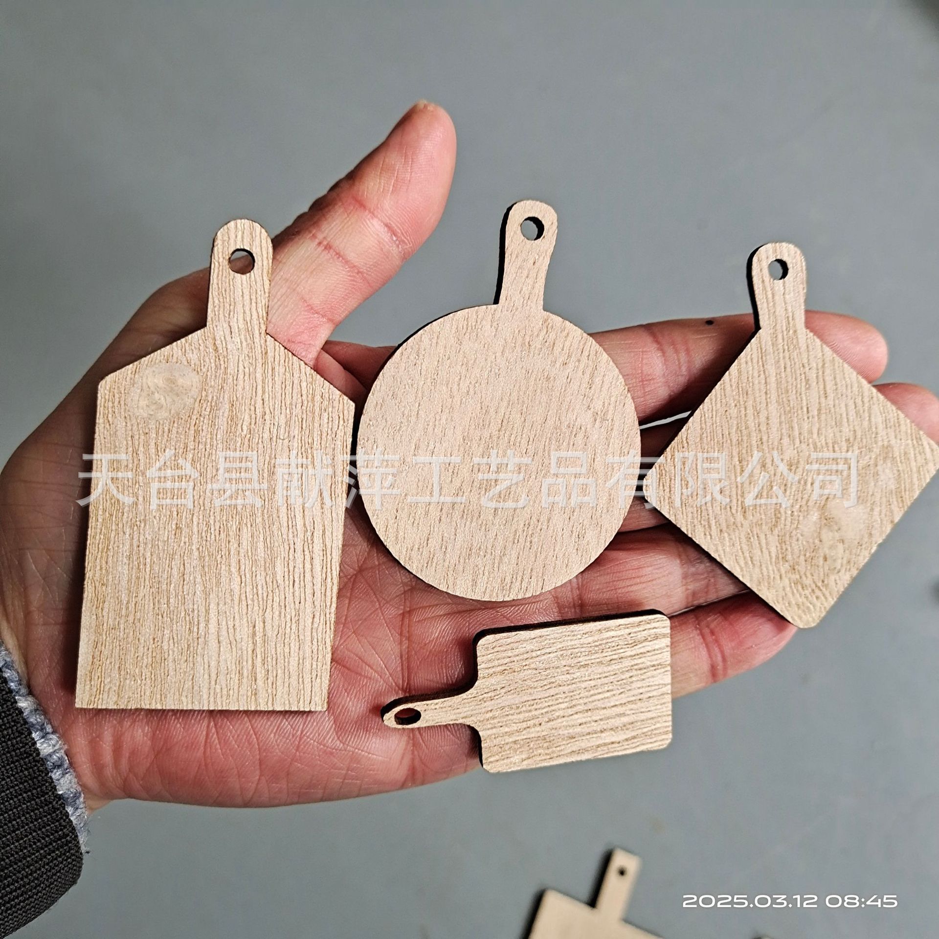 迷你木制砧板手工diy木片迷你厨房配件儿童涂鸦玩具菜板木质餐垫