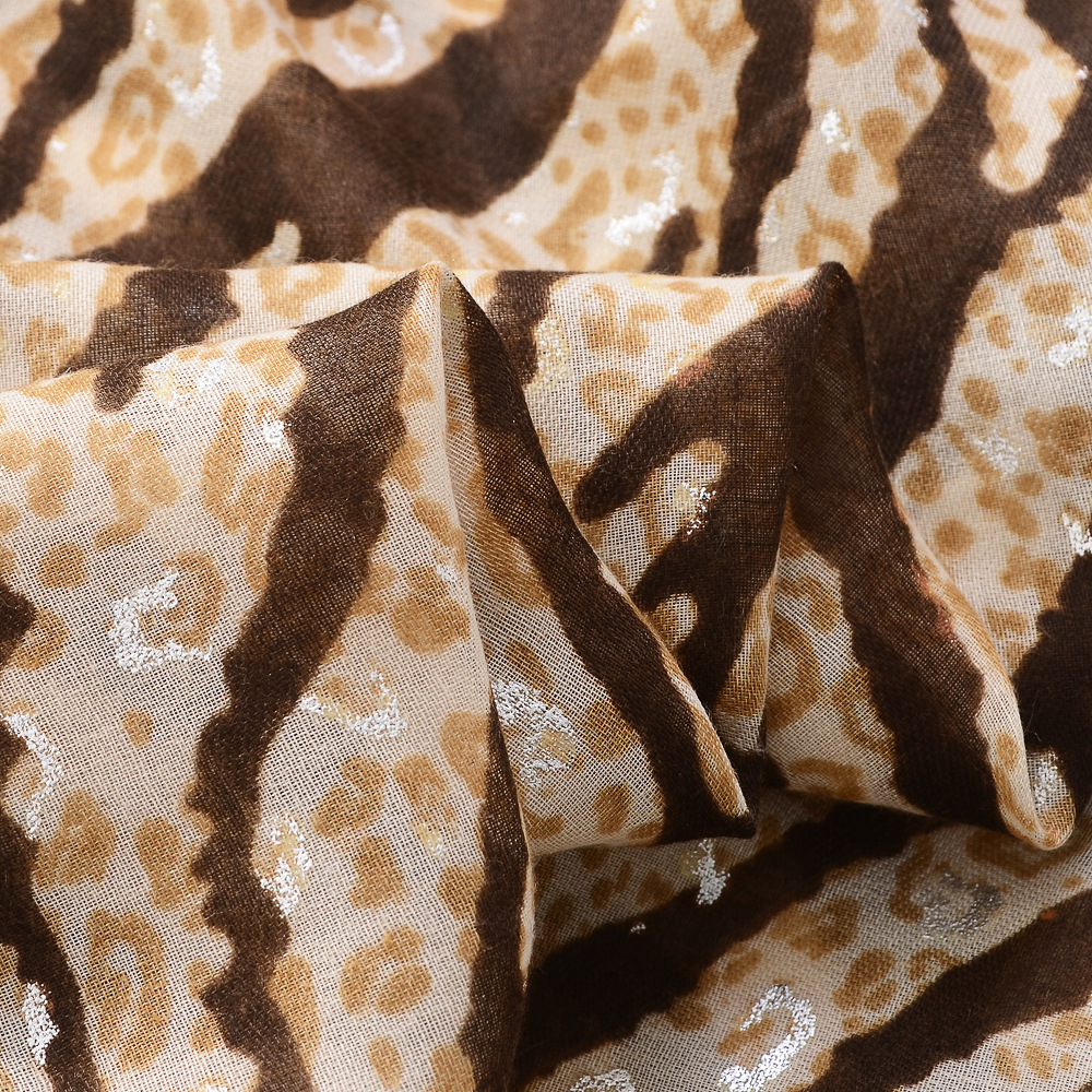 El comercio exterior de exportación animal patrón bronceado algodón y lino siente bufanda de seda personalidad de la moda bronceado decoración bufanda grande Toalla de playa para las mujeres