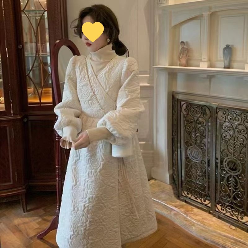 高级感压花丝绒薄棉外套秋冬设计感过膝领收腰蓬蓬字大摆连衣裙