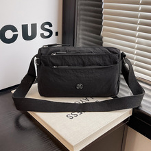 包包女士高级感新款大容量单肩斜挎女包日韩百搭轻便尼龙布休闲包