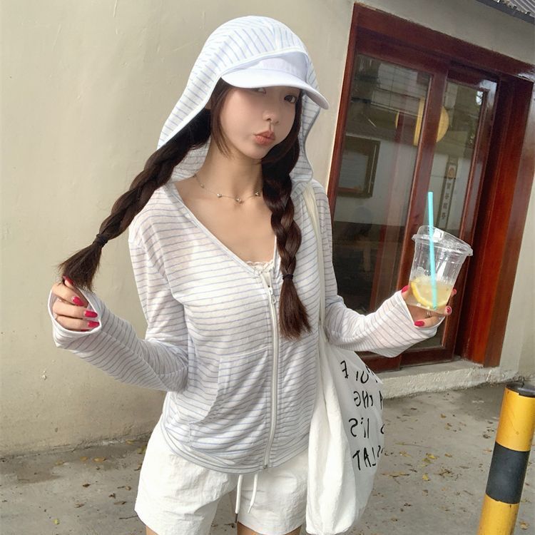 Summer and Autumn Thin Fashion Versatile Design Striped Sun Protection Jacket Loose Sports Cardigan Zip-Up Hooded Top Summer and Autumn Thin Fashion Versatile Design Striped Sun Protection Jacket Loose Sports Cardigan Zip-Up Hooded Top