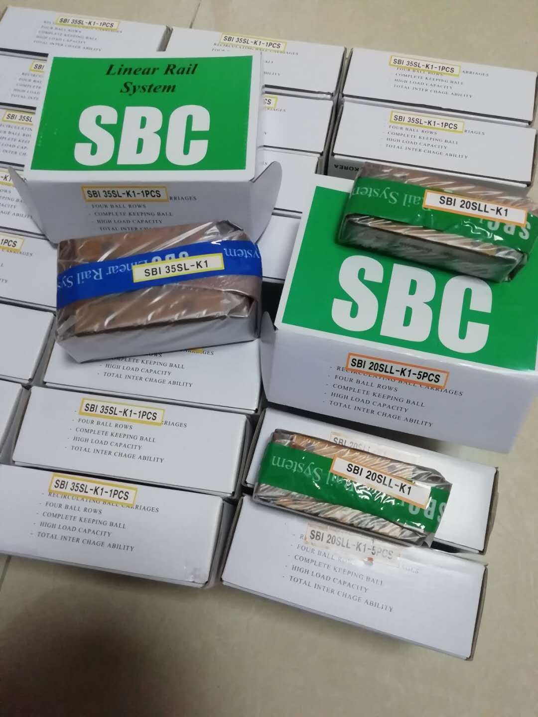 韩国SBC的直线滑块SBI25-FL-2-K1-800-N，适用于自动化设备