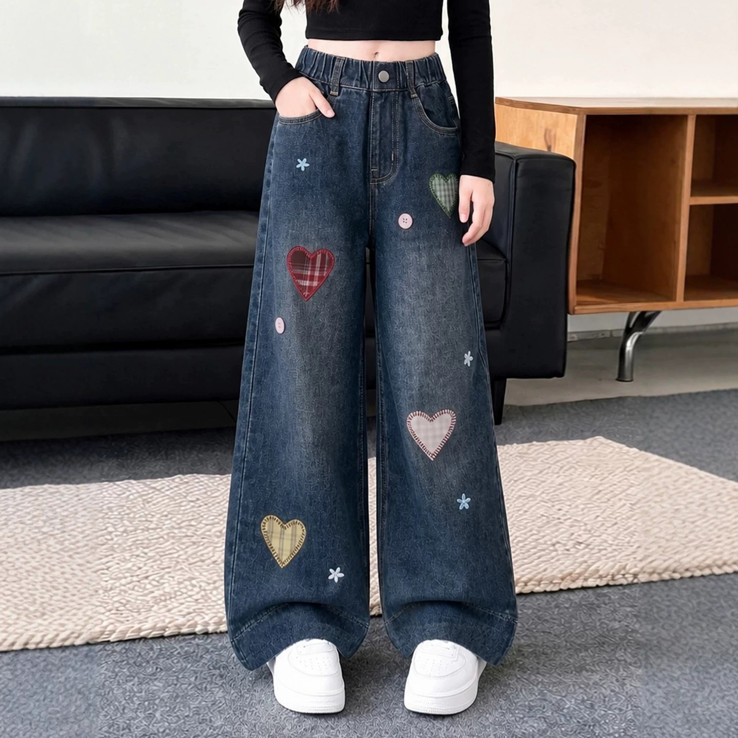 Girls' Spring and Autumn Denim Pants with Heart Embroidery, Loose Straight-Leg Trousers, Stylish Versatile Wide-Leg Pants for Older Children