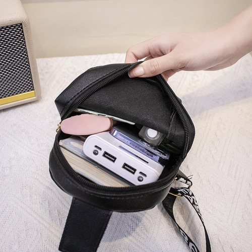 Women's chest bag shoulder bag bags  bags women's foreign trade wholesale rhombus waist bag shoulder bag one piece wholesale