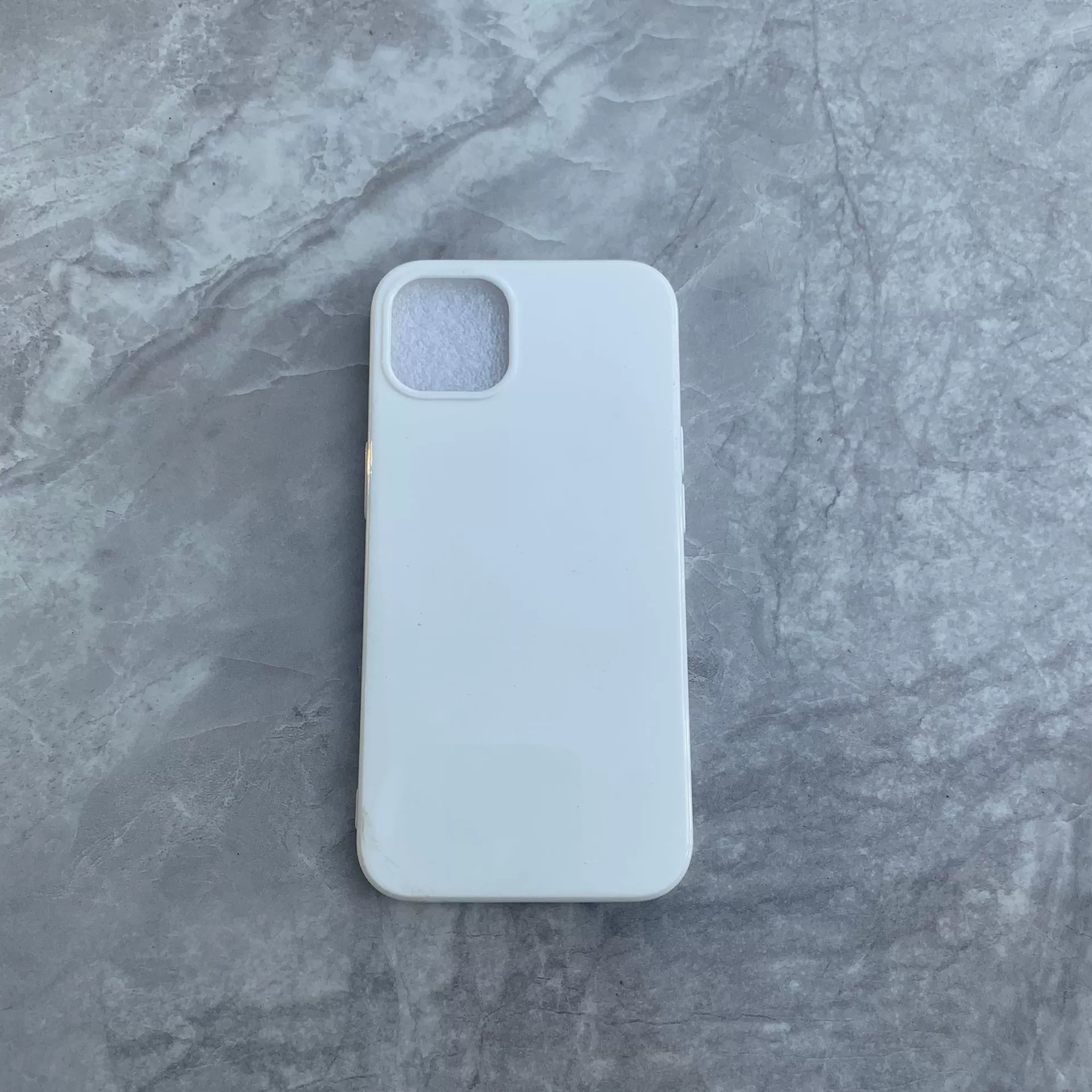 Чехол для телефона (Apple iPhone 15) глянцевый голый корпус, тонкий защитный чехол — несколько моделей