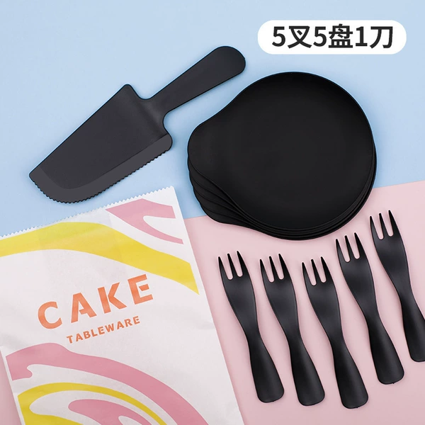 Ink black water droplet bag is packed 5 plates, 5 forks and 1 knife
