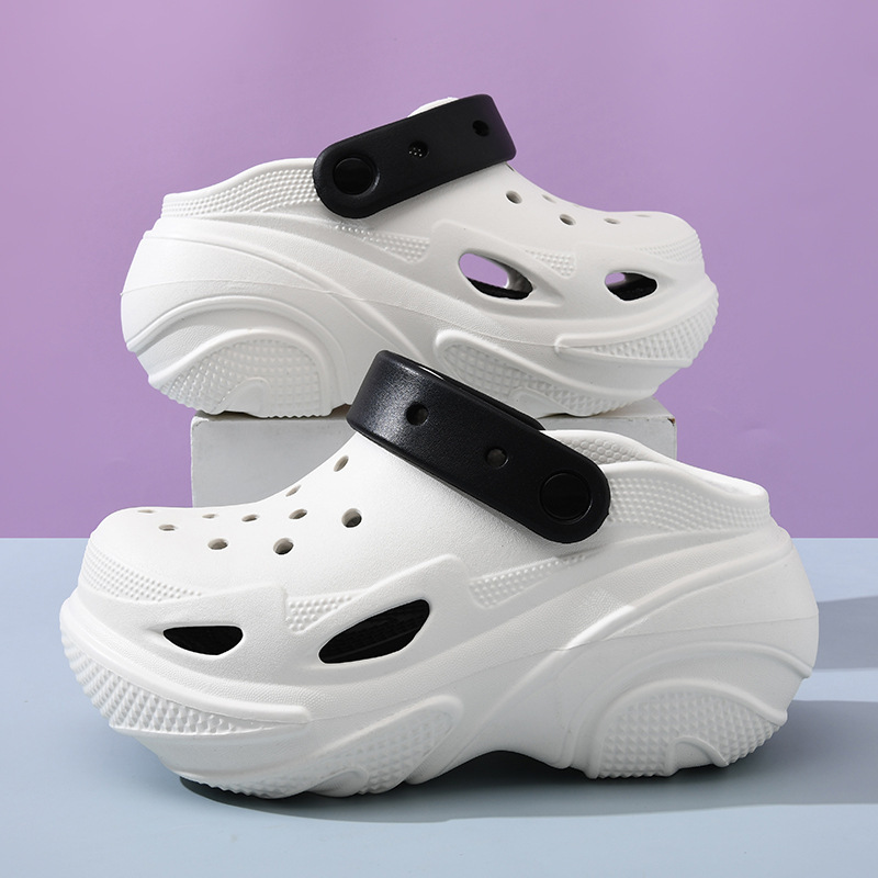 Thick-soled hole shoes for women's outdoor wear summer new style baotou tow heightening EVA non-stinky feet wear-resistant non-slip slipper