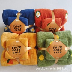 新商品の漫画の刺繍の縁の子の母のカバーのタオルの網の紗の袋の中のイチゴのパイナップルは刺繍のタオルのバスタオルいっぱいです。