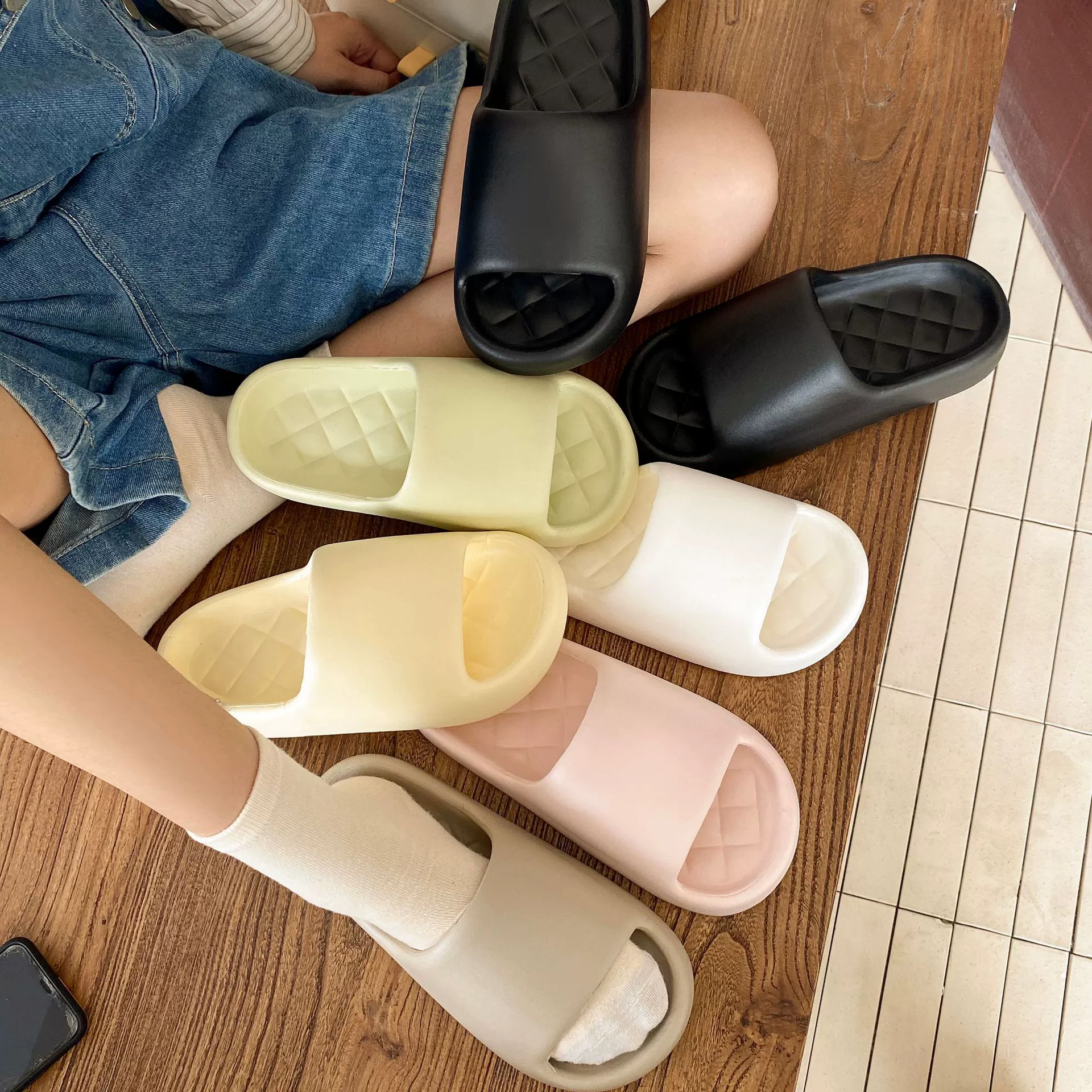 Ligga шлепанцы женские новые минималистская мебель толстая подошва ванная нескользящая и вонючая мужская обувь EVA легкий материал