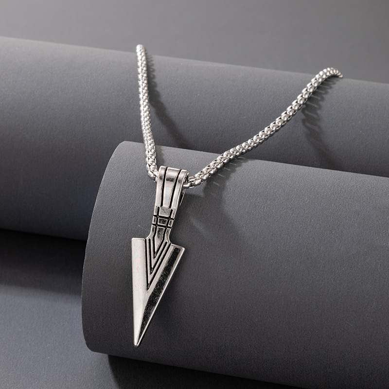 2021 New European and American Autumn Punk Necklace Hip Hop Fashion Metallic Single Layer Necklace T