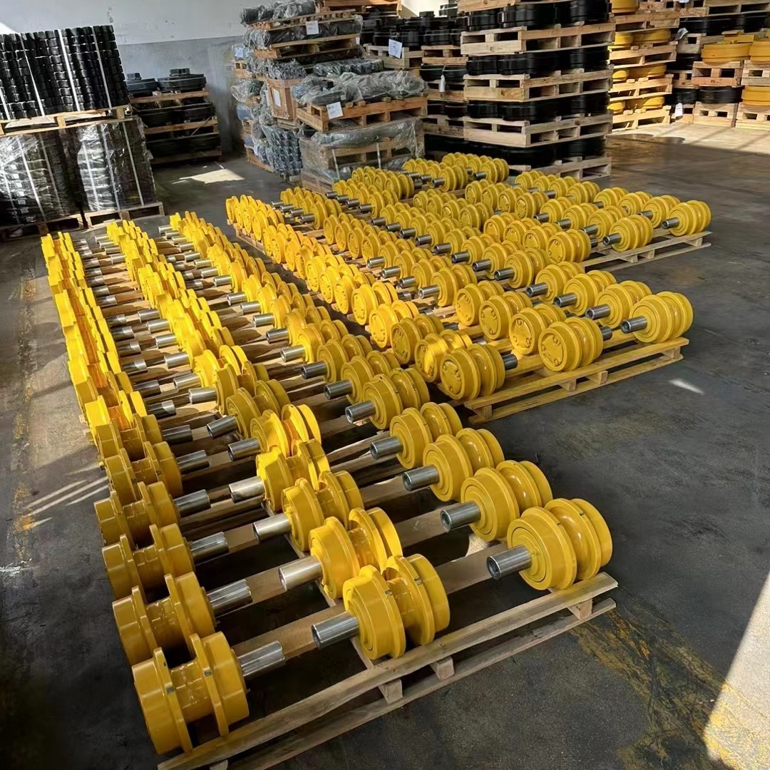 适用于山推推土机SD16拖轮  双边支重轮 推土机全车配件