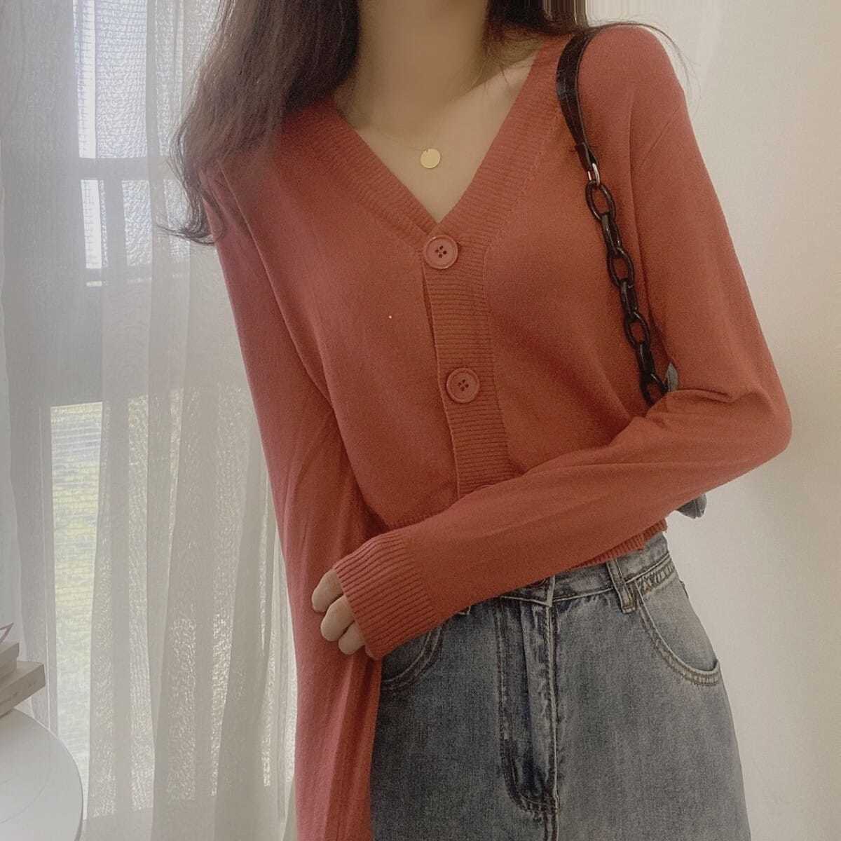 브릭 레드