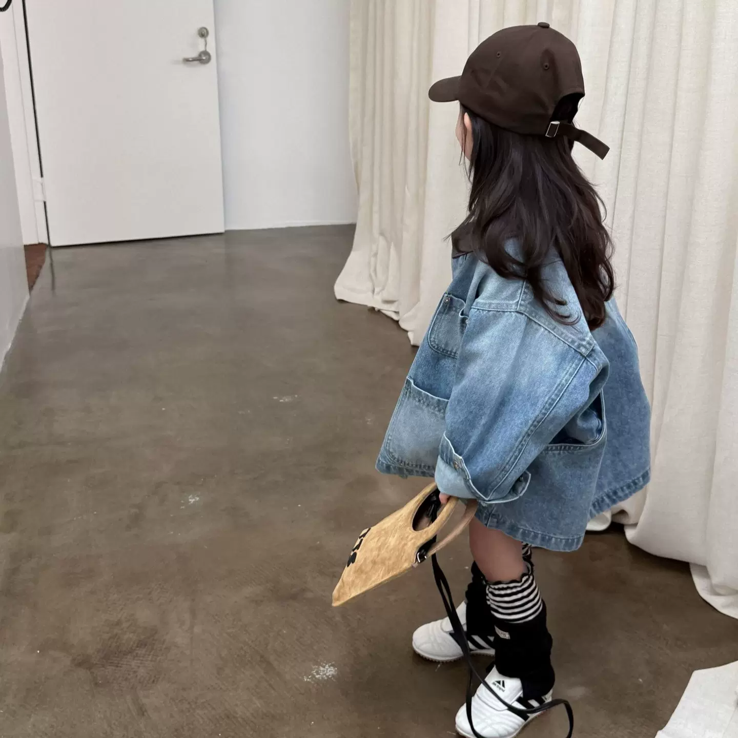 2025秋季新款童装 韩版童装 女童时尚潮范儿中长款牛仔衫牛仔外套