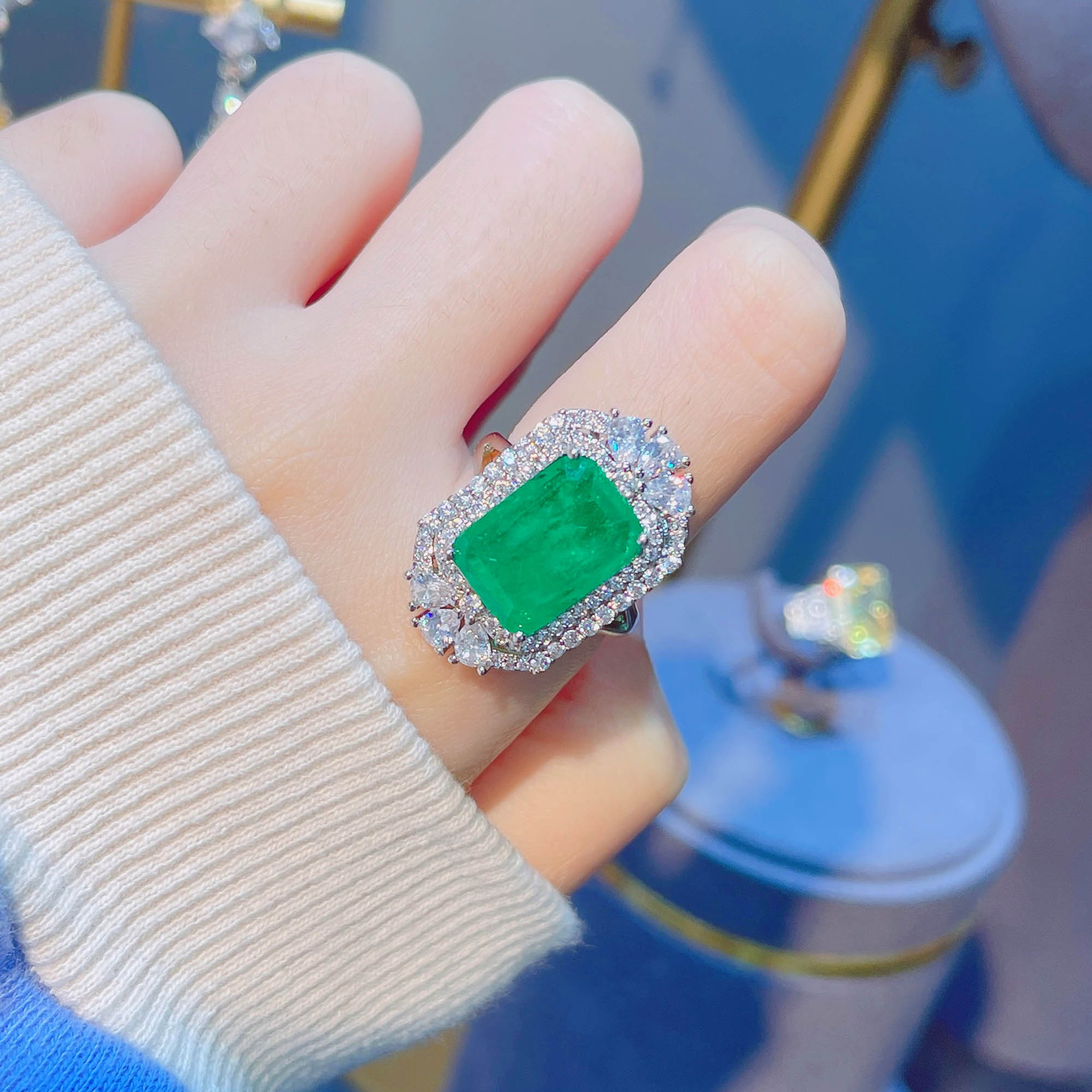 Imitation Natural Cotton Wool Emerald Ring Luxury Full Diamond Copper Open Ring display picture 2