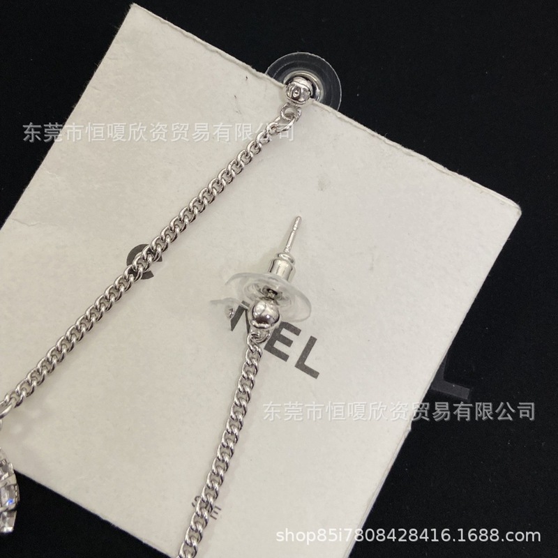 Xiaoxiangjia ペアレター ダブル C タッセル両面スクエア ダイヤモンド イヤリング レディース ファッション ハイエンド イヤリング 工場直販|undefined
