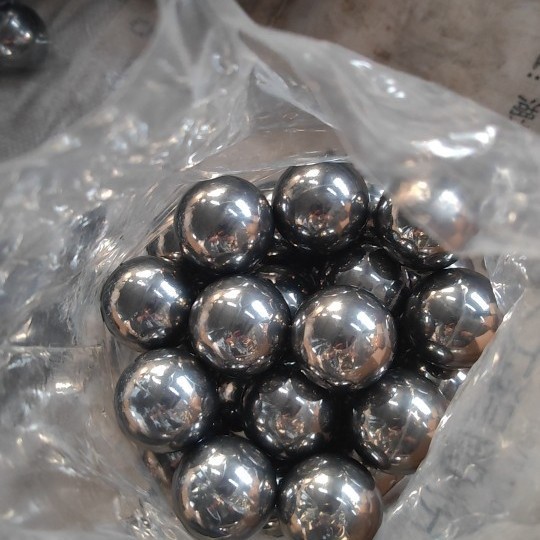 不锈钢超大钢球轴承钢大钢珠碳钢钢球电镀钢球