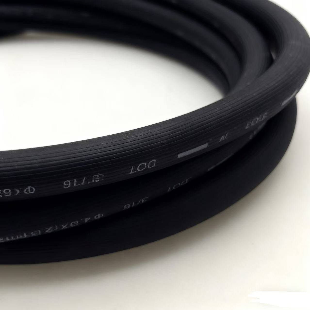 SAE J1401橡胶刹车油管 4.8*12.5汽车液压油管