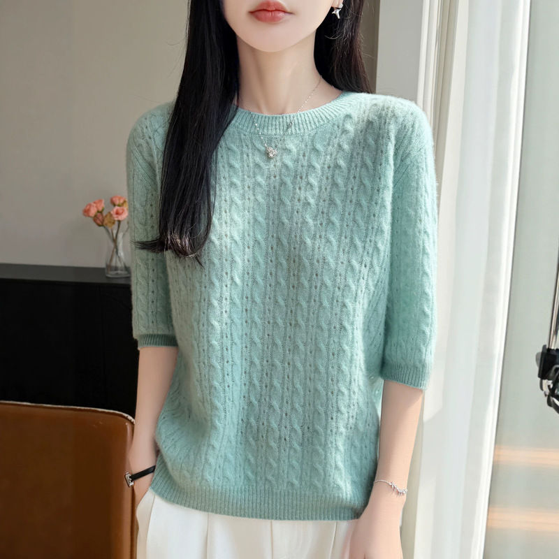 Solid Color Andy Velvet Cable-Knit Round-Neck Half-Sleeve Soft, Skin-Friendly, Age-Reducing, Relaxed-Fit Commuter Women's Knitwear Solid Color Andy Velvet Cable-Knit Round-Neck Half-Sleeve Soft, Skin-Friendly, Age-Reducing, Relaxed-Fit Commuter Women's Knitwear