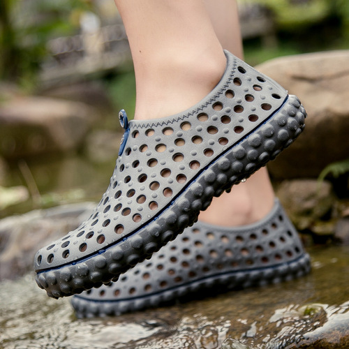 HOT SELL HOLEY SHOES THICK SOLE BREATHABLE SANDALS BEACH SOFT SOLE SLIPPERS TRENDY FASHION JINXIAN SANDALS FOR MEN