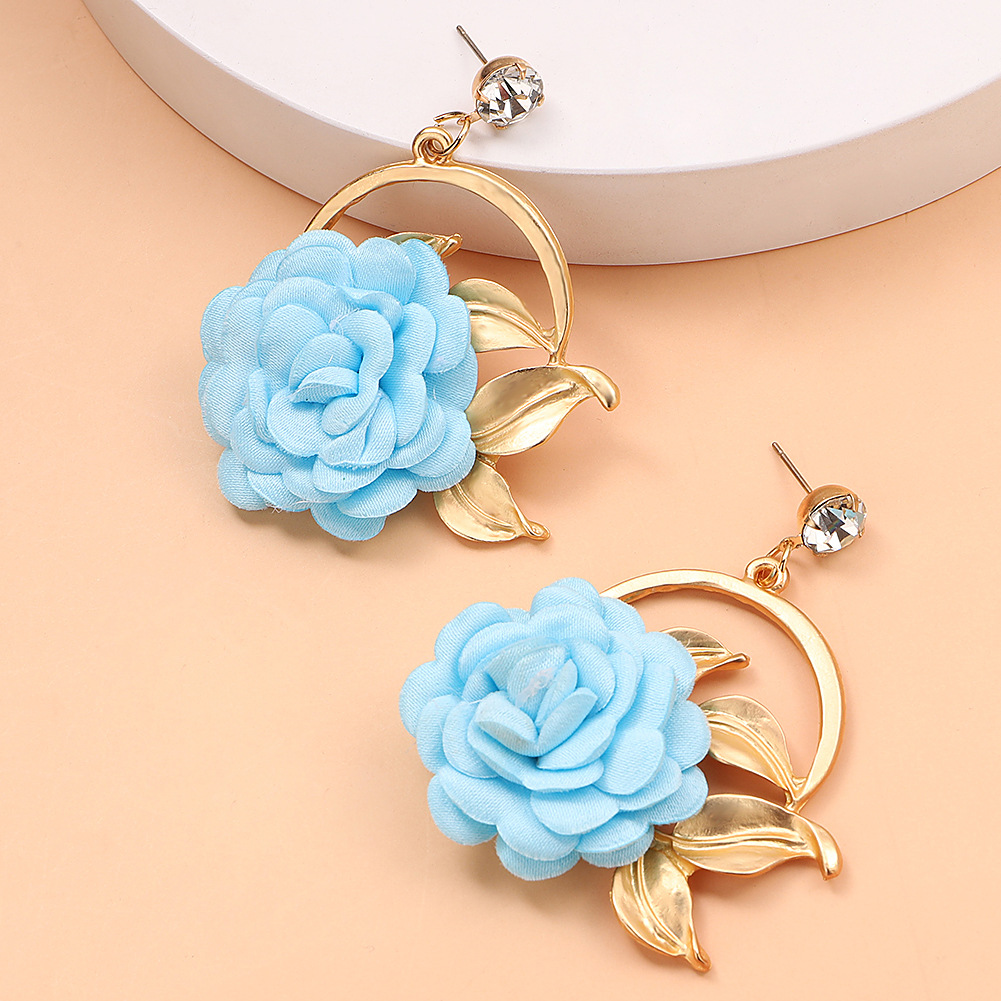 Autumn And Winter New Fabric Flower Earrings Multi-layer Petal Pasting Ethnic Flower Earrings display picture 8