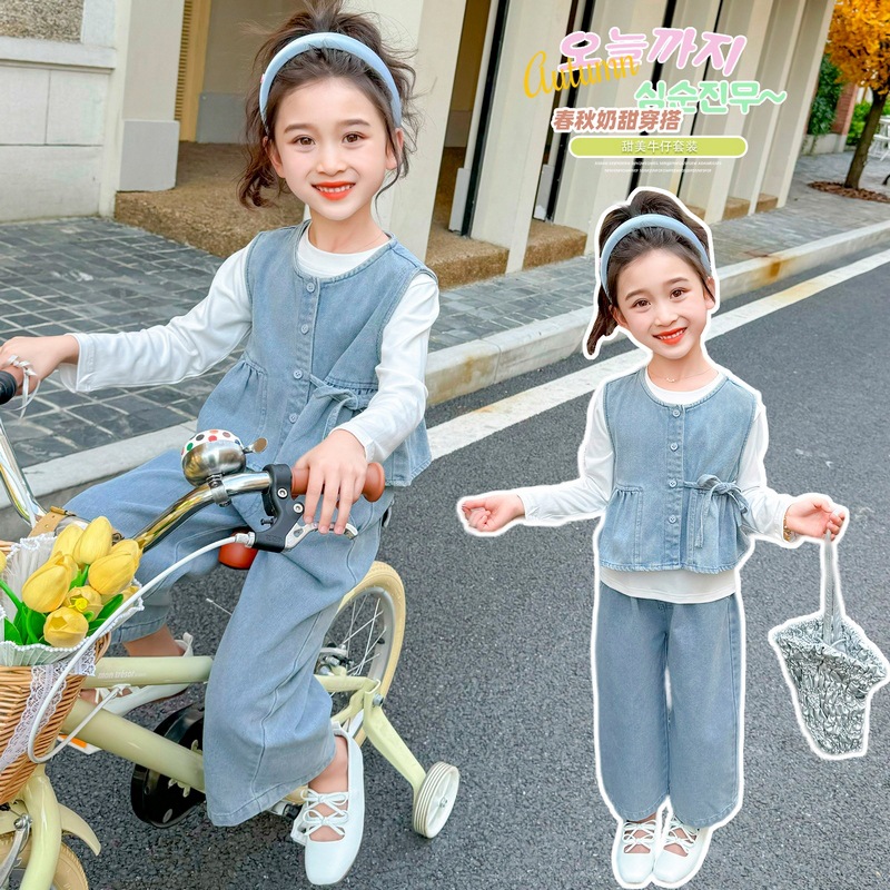 Conjunto casual para niñas de mezclilla con cordón, tres piezas – moda primavera-otoño 2024.