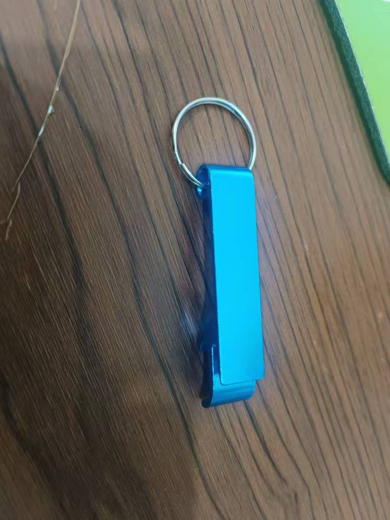 голубой