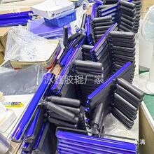 偏光片滚筒贴滚轮滚轮手机显示屏硅胶手动滚轮静电贴膜粘尘圆盘刷