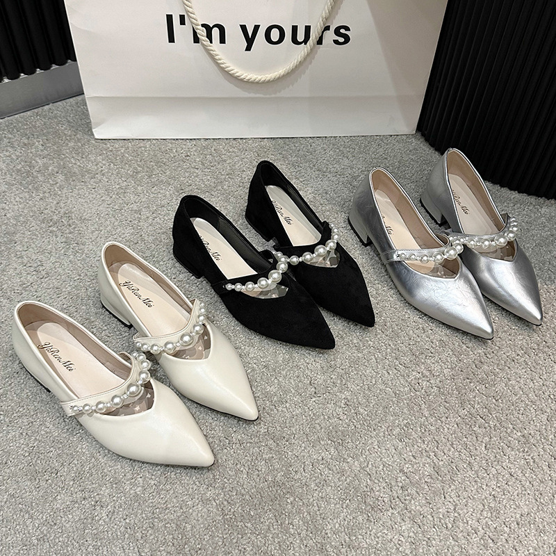 Mary Jane Shoes Niche Low Pointed Silver Belt Button Shoes Shallow Mouth 2025 Slope Elegant Spring and Summer Mary Jane Shoes Niche Low Pointed Silver Belt Button Shoes Shallow Mouth 2025 Slope Elegant Spring and Summer