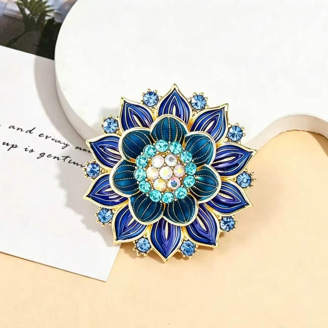 Plant Lotus Gradient Enamel Large Flower Brooch for Women, High-end Luxury New Accessory, Flower Brooch Gift