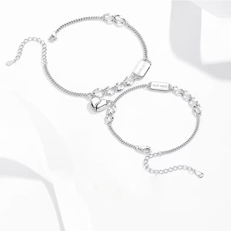 Sweethearts Magnetic Couple Bracelet for Men and Women A Pair of Niche Design High-end Sense Personality Trendy Bracelet Valentine's Day Gift Sweethearts Magnetic Couple Bracelet for Men and Women A Pair of Niche Design High-end Sense Personality Trendy Bracelet Valentine's Day Gift