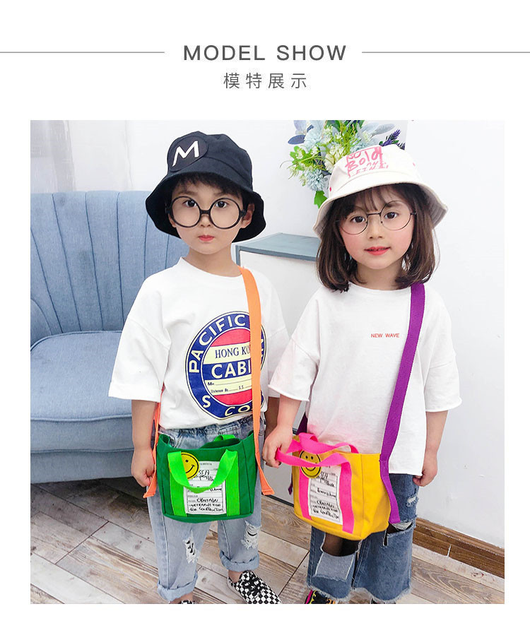 Korean Children's Canvas Cartoon Cute Printing Messenger Bag display picture 24