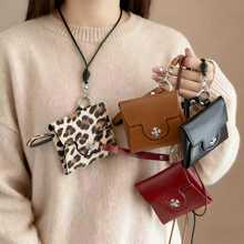 中古风十字架便携式方块小包挂脖项链个性设计秋冬百搭毛衣链配饰