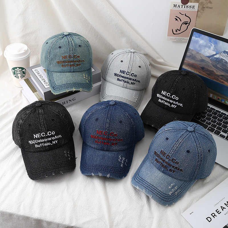 Retro three dimensional baseball cap