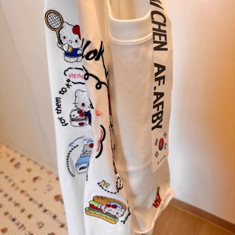 女性用の実用的な刺繍入り漫画かわいいキティ猫半袖Tシャツ、夏のゆったりとしたニッチなデザイン、多用途のトップス|undefined