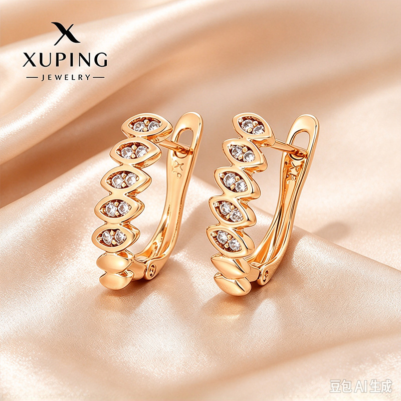 Pendientes de Aro con Zirconia de Aleación de Cobre Bañado en Oro de 18K
