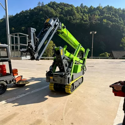 Narrow Passages, Articulated Arm Aerial – Avtomobil fırlanan platformaları