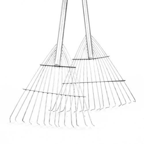 Agricultural grain drying hay rake, environmental protection garden clearing garbage and fallen leaves iron rake, steel pipe farm grass rake