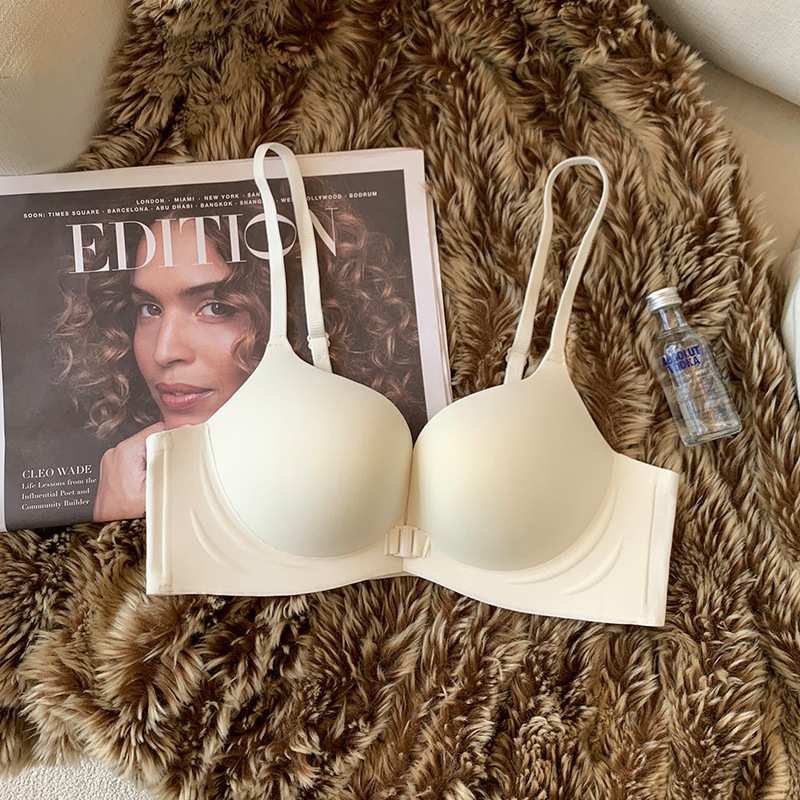 676 simple hebilla delantera sin costuras pequeño pecho push up ropa interior Pecho Redondo correa de hombro delgada belleza espalda desnuda sensación de pecho sujetador para mujeres