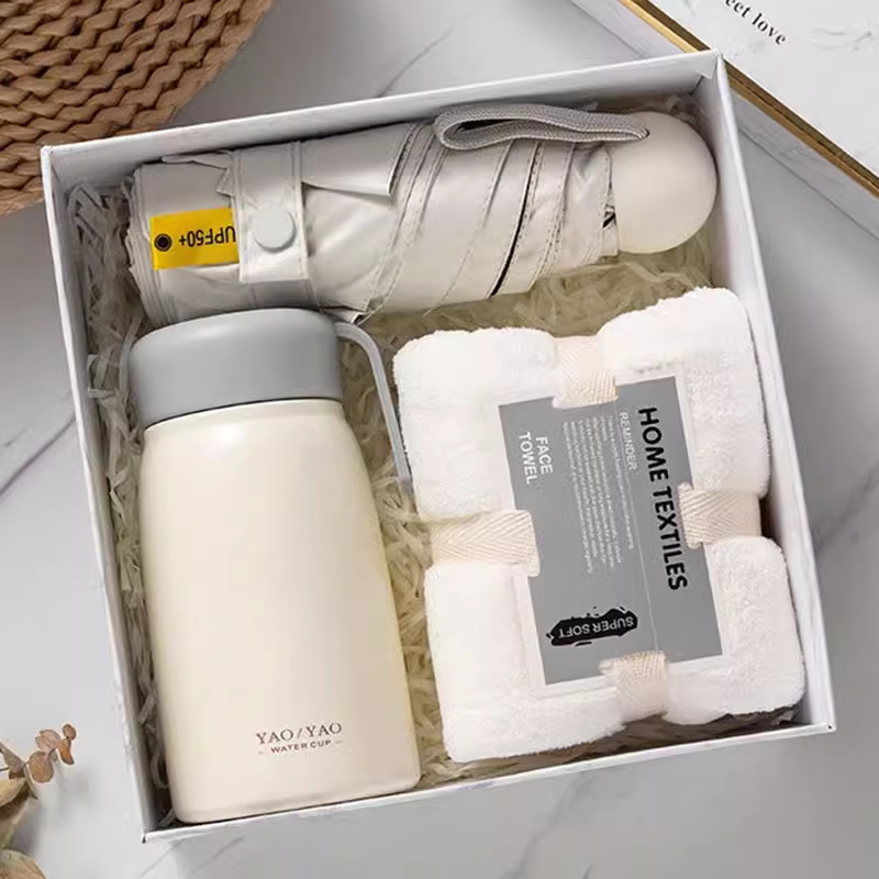 Conjunto de souvenirs de negocios Regalo de año nuevo Regalo de apertura para empleados Cumpleaños del cliente Caja de tazas de aislamiento práctico de negocios