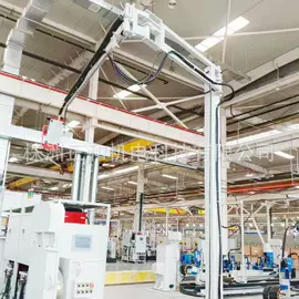 焊接操作机;超声波清洗;轨道交通器材