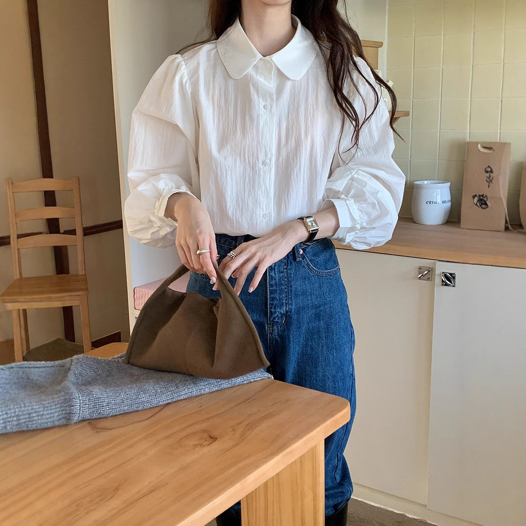 핑크 긴 소매 셔츠 여성의 봄 2025 새로운 올매치 레트로 인형 칼라 디자인 틈새 셔츠 탑