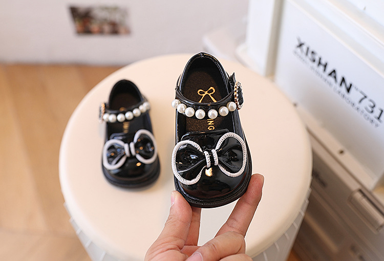 2023 kinder Leder Prinzessin Frühling und Herbst Weiche Sohle Walking Baby Mädchen Bean Einzelnen Schuhe_voghion.com